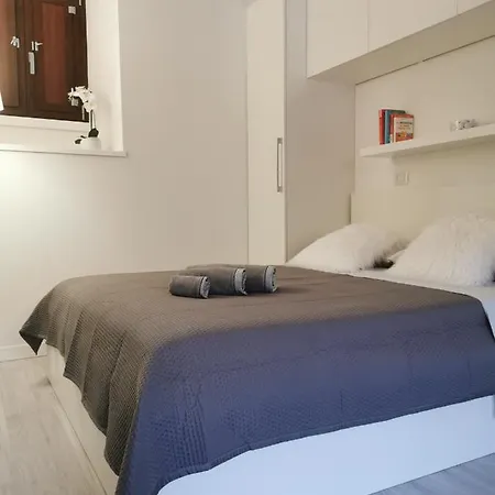 Da Roxy Apartment